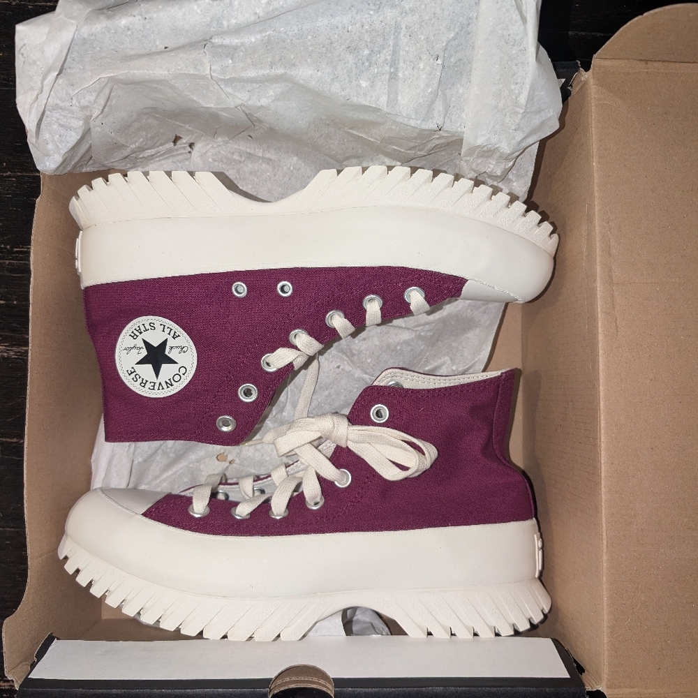 Converse Purple Mystic Orchid Lugged 2.0 High-Top Sneakers Women's Size 8 NWT
